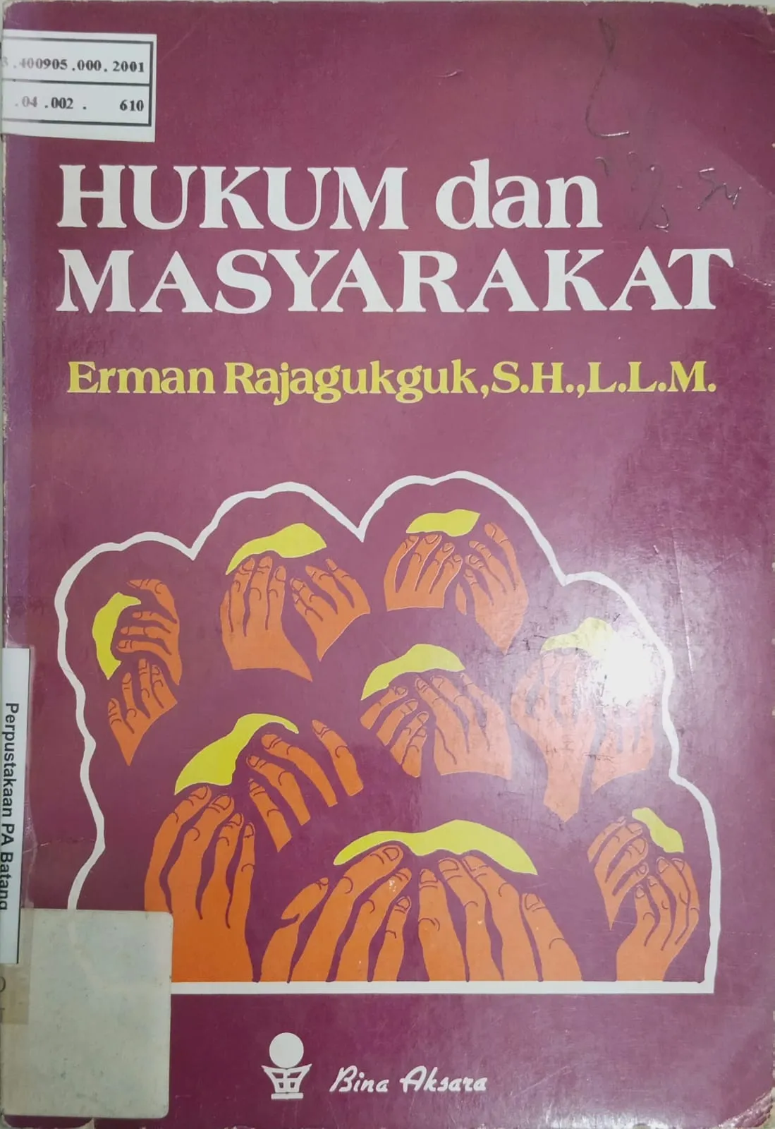 HUKUM DAN MASYARAKAT